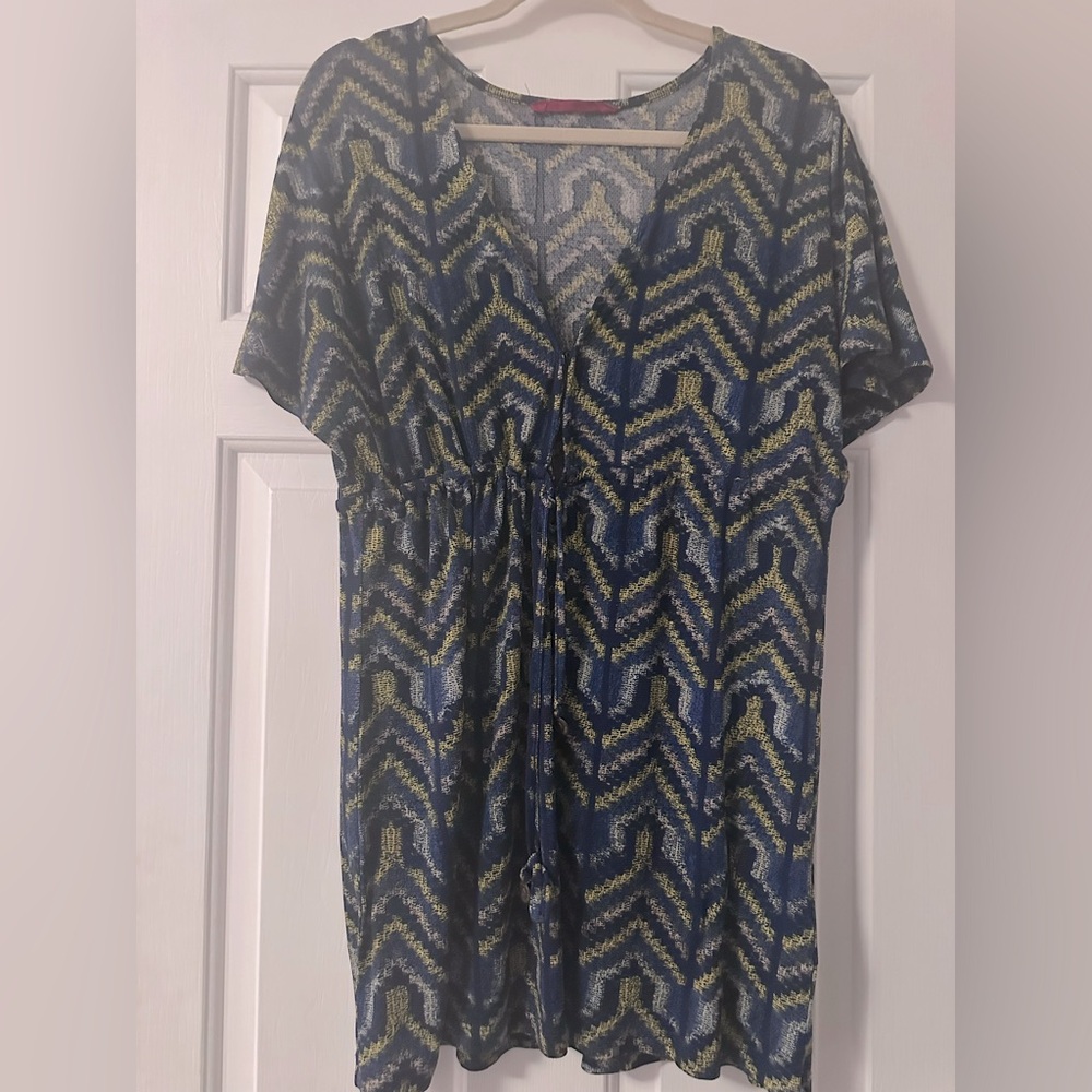 Tigerlily dress size small